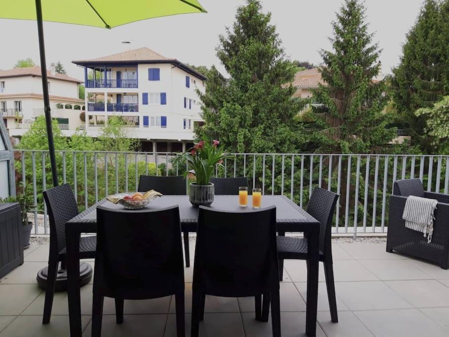 Bide Ona - Centre - Terrasse - Parking Apartment Bayonne Luaran gambar